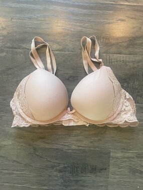 Victoria’s Secret Very Sexy Underwire Push-Up Bra 32B